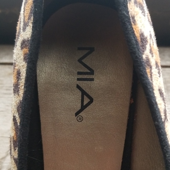 Faux suede leopard heels - Picture 3 of 6